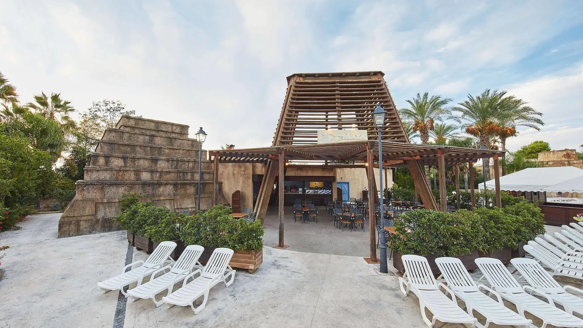 ****  Portaventura Hotel El Paso - Includes Unlimited Access To Portaventura Park & 1 Access To Ferrari Land Salou Spagna